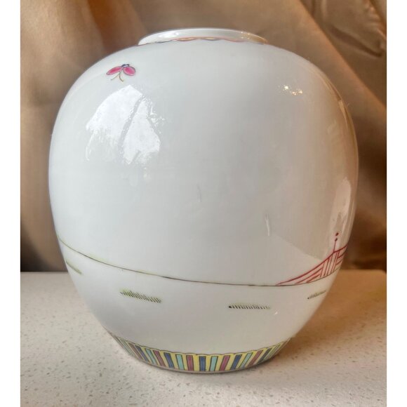 Antique Famille Hand-Painted Chinese Porcelain Vase 7" with Mark White Pink Gree - Picture 5 of 16